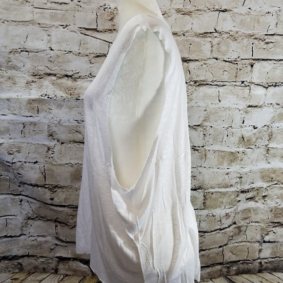 Olivaceous Sheer Sleeveless Knit Tank - Picture 5 of 6